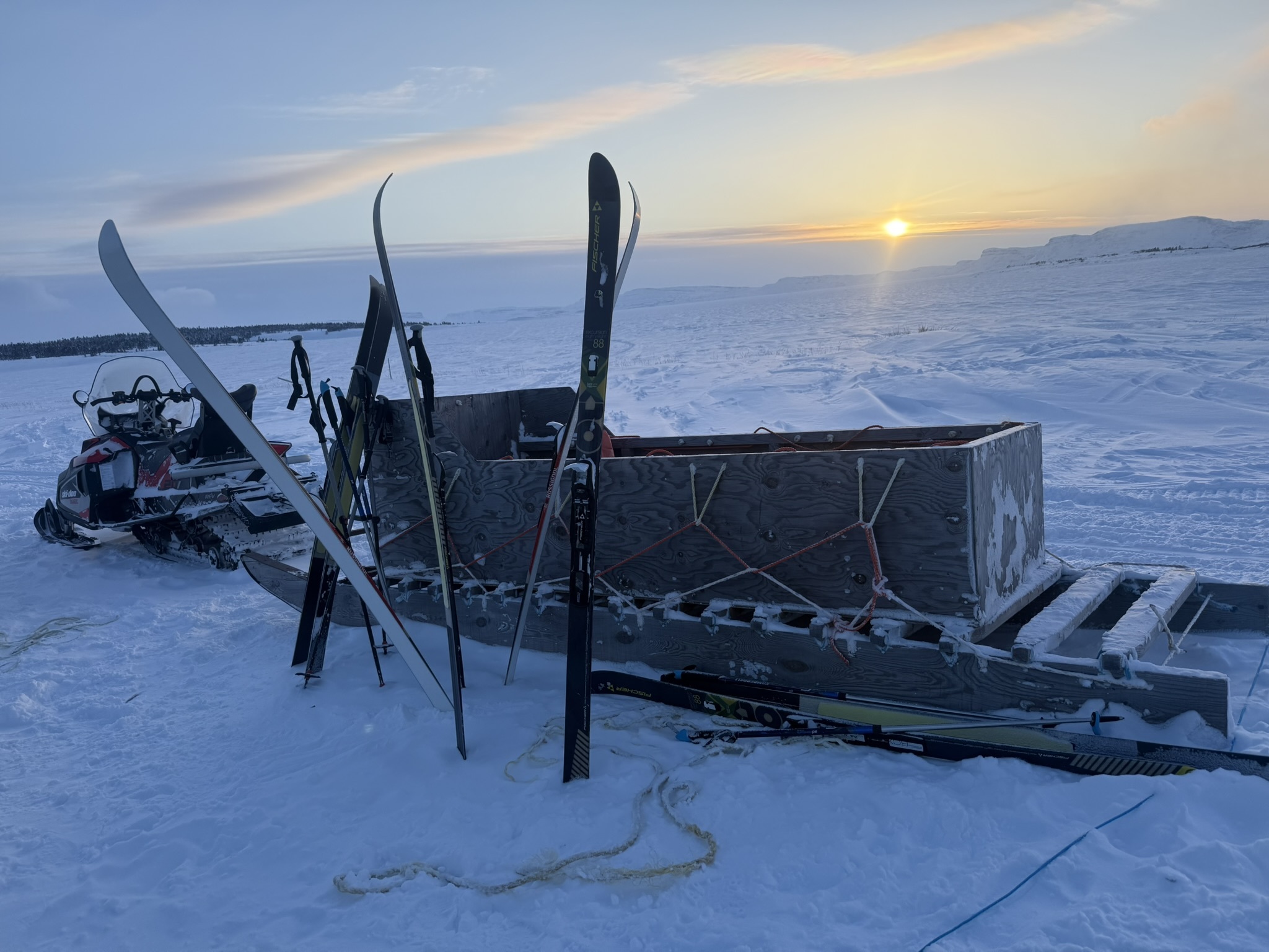 Qamutik & Ski at Sukkuk